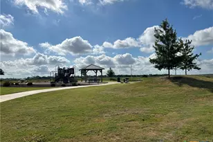 2565 Hiddenbrooke Trace, Seguin, TX 78155 - Photo 33