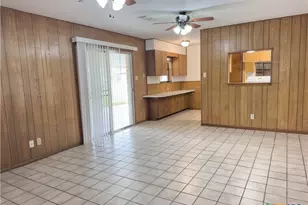 604 Cannon Rd, Victoria, TX 77904 - Photo 15