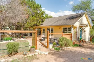360 Morgan Ct, Fischer, TX 78623 - Photo 7