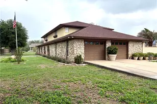 313 N Church, Goliad, TX 77963 - Photo 35
