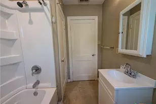 1185 W Mill St, New Braunfels, TX 78130 - Photo 39