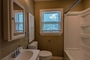 1185 W Mill St, New Braunfels, TX 78130 - Photo 37