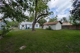 1185 W Mill St, New Braunfels, TX 78130 - Photo 43