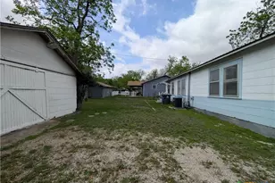 1185 W Mill St, New Braunfels, TX 78130 - Photo 45