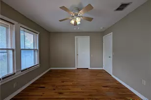 1185 W Mill St, New Braunfels, TX 78130 - Photo 23