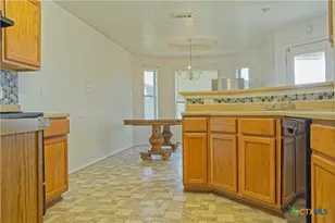 5201 Holster Dr, Killeen, TX 76549 - Photo 5