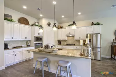 1180 Nutmeg Trail, New Braunfels, TX 78132 - Photo 11