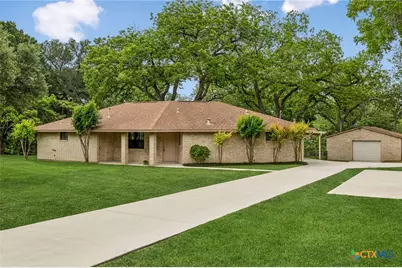 900 Boenig Street, Seguin, TX 78155 - Photo 7