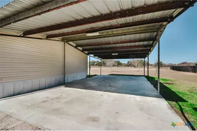 413 West Oaks Drive, Victoria, TX 77905 - Photo 33