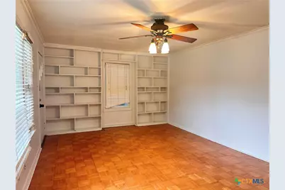950 Field Street, San Marcos, TX 78666 - Photo 5
