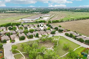 527 Pecan Forest, New Braunfels, TX 78130 - Photo 43