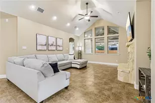 527 Pecan Forest, New Braunfels, TX 78130 - Photo 13