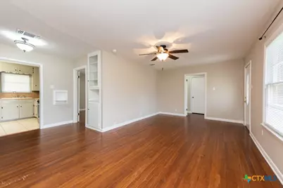 126 Bellaire Street, Luling, TX 78648 - Photo 3