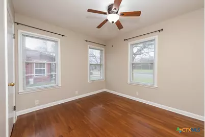 126 Bellaire Street, Luling, TX 78648 - Photo 13
