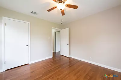 126 Bellaire Street, Luling, TX 78648 - Photo 17