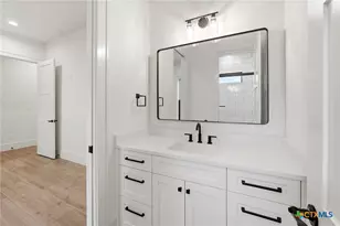 375 Iron Hill, New Braunfels, TX 78132 - Photo 21
