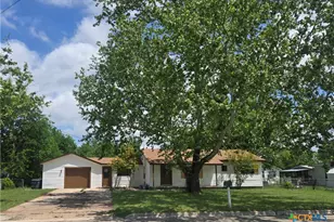101 E Halstead Ave, Copperas Cove, TX 76522 - Photo 1