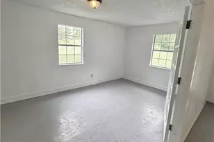 408 N Spring St, Lampasas, TX 76550 - Photo 11