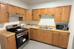 408 N Spring St, Lampasas, TX 76550 - Photo 11