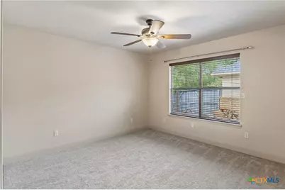 107 Oakview Drive, Floresville, TX 78114 - Photo 39