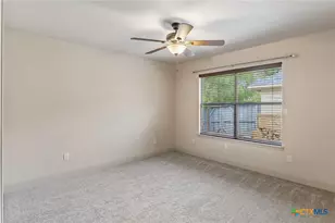 107 Oakview Dr, Floresville, TX 78114 - Photo 39