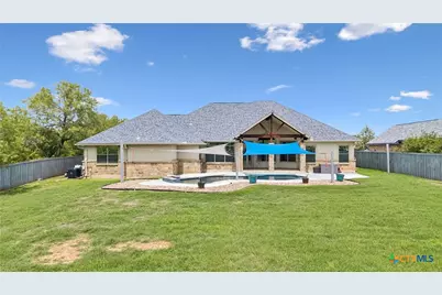 107 Oakview Drive, Floresville, TX 78114 - Photo 43