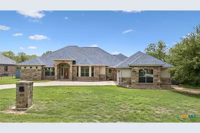 107 Oakview Drive, Floresville, TX 78114 - Photo 1