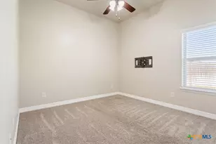 8203 Grand Oaks Ln, Killeen, TX 76542 - Photo 19