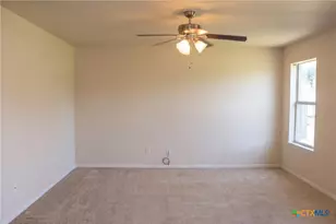 310 Janelle Dr, Copperas Cove, TX 76522 - Photo 5