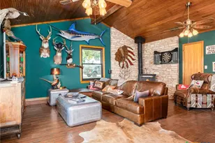 1045 Private Rd 7005, Lexington, TX 78947 - Photo 11