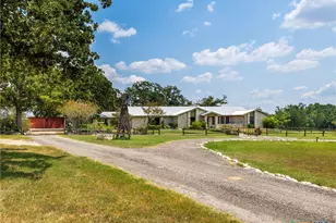 1045 Private Rd 7005, Lexington, TX 78947 - Photo 1