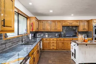 1045 Private Rd 7005, Lexington, TX 78947 - Photo 9