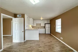 1807 N W S Young Dr, Killeen, TX 76543 - Photo 5