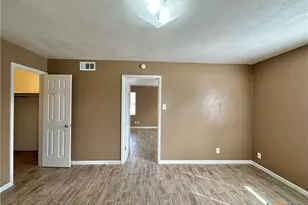 1807 N W S Young Dr, Killeen, TX 76543 - Photo 13