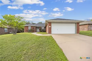 305 W Blancas Dr, Copperas Cove, TX 76522 - Photo 1