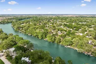723 E Zipp Rd, New Braunfels, TX 78130 - Photo 31