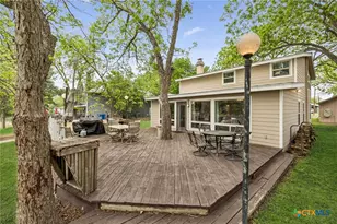 723 E Zipp Rd, New Braunfels, TX 78130 - Photo 25