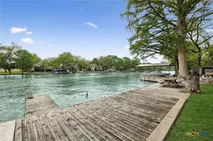 723 E Zipp Rd, New Braunfels, TX 78130 - Photo 3