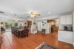 723 E Zipp Rd, New Braunfels, TX 78130 - Photo 13