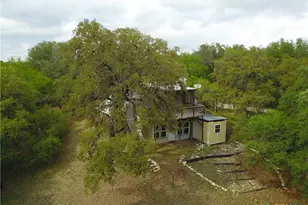 929 Red Bluff Ranch Rd, Pipe Creek, TX 78063 - Photo 3