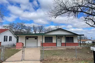 1005 Phil Ave, Copperas Cove, TX 76522 - Photo 1