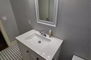 2002 N Wheeler St, Victoria, TX 77901 - Photo 31