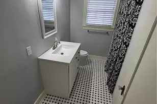 2002 N Wheeler St, Victoria, TX 77901 - Photo 25
