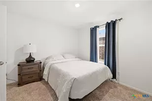 304 Sonterra Dr, San Marcos, TX 78666 - Photo 17