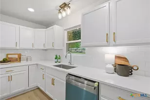 2222 S 47th St, Temple, TX 76504 - Photo 7