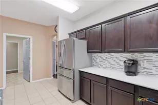 2414 Dove Crossing Dr, New Braunfels, TX 78130 - Photo 11