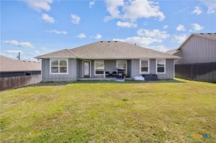 1313 Sandstone, Lampasas, TX 76550 - Photo 25