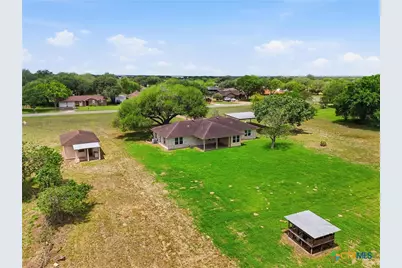 812 Chukar Drive, Victoria, TX 77905 - Photo 39