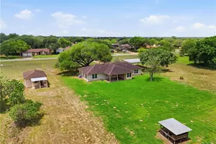 812 Chukar Dr, Victoria, TX 77905 - Photo 39