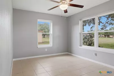 812 Chukar Drive, Victoria, TX 77905 - Photo 11